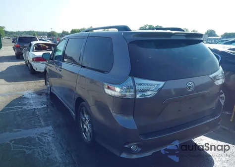 2017 Toyota Sienna Se Premium 8 Passenger из США, поврежденный, VIN 5TDXZ3DC4HS799333